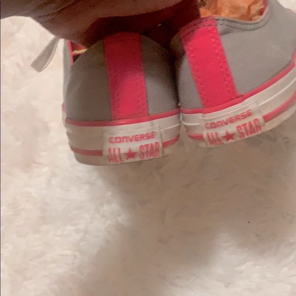 Converse - Picture 3 of 4